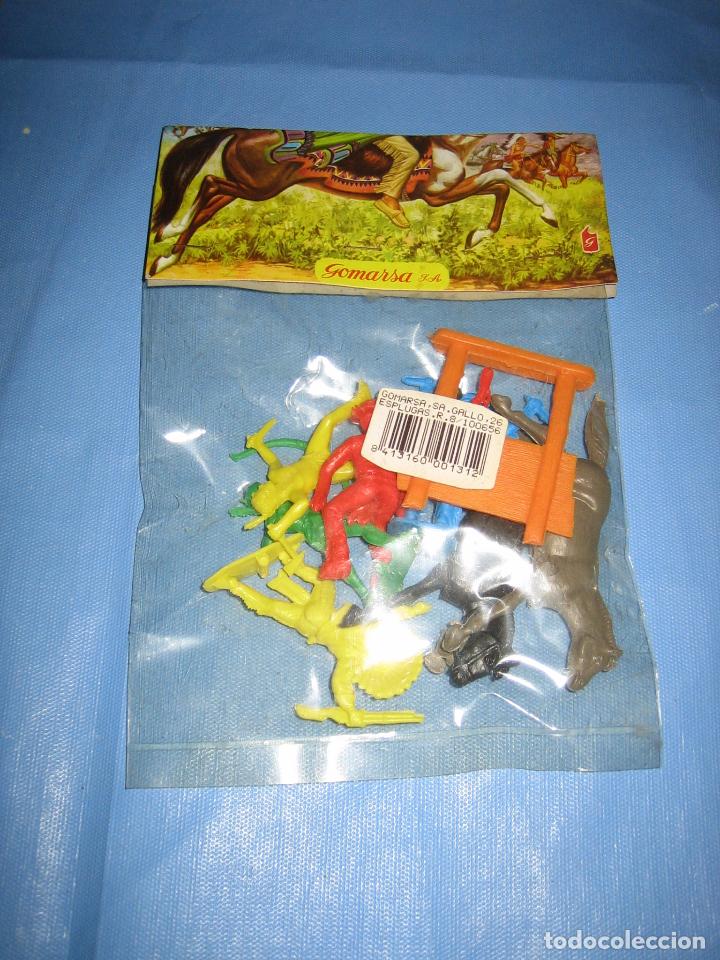 Figuras de goma y PVC: Blister Indios y Cowboys de Gomarsa - Foto 2