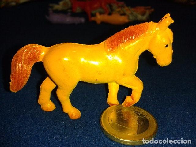 Figuras de goma y PVC: FIGURA CABALLO - Foto 1