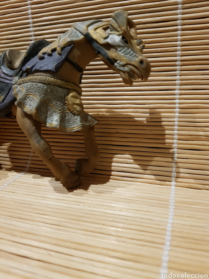 Figuras de goma y PVC: caballo medieval bully - Foto 3
