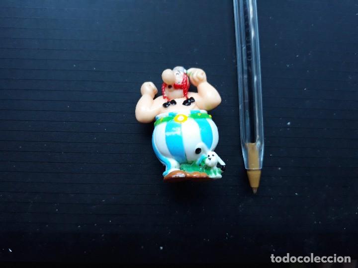 Figuras de goma Kinder: KINDER OBELIX IDEAFIX - Foto 1