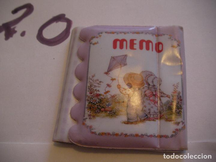 Gummi- und PVC-Figuren: ANTIGUO PEQUE&Ntilde;O LIBRETO CON ESPEJO, LIBRETA TELEFONOS Y APUNTES