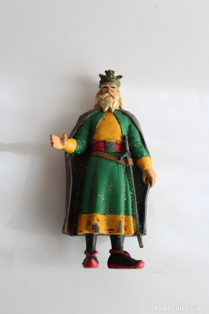 Figuras de goma y PVC: FIGURA PRINCIPE VALIENTE DE COMIC SPAIN - Foto 1