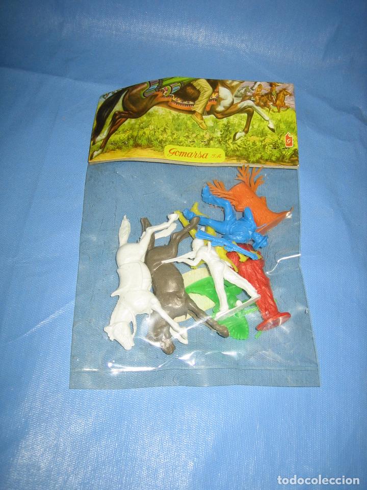 Figuras de goma y PVC: Blister Indios y Cowboys de Gomarsa - Foto 2