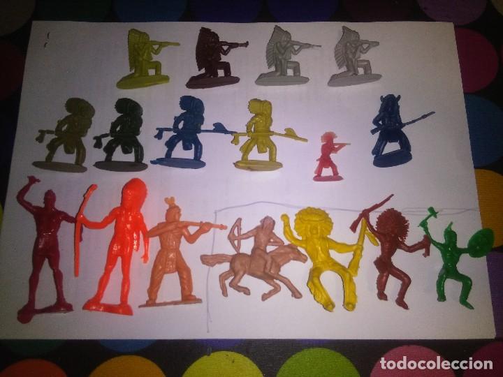 Figuras de goma y PVC: 17 figuras indios pl&aacute;stico - Foto 1