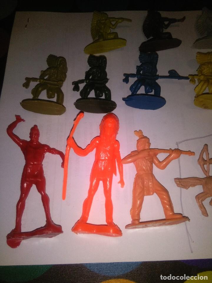 Figuras de goma y PVC: 17 figuras indios pl&aacute;stico - Foto 2