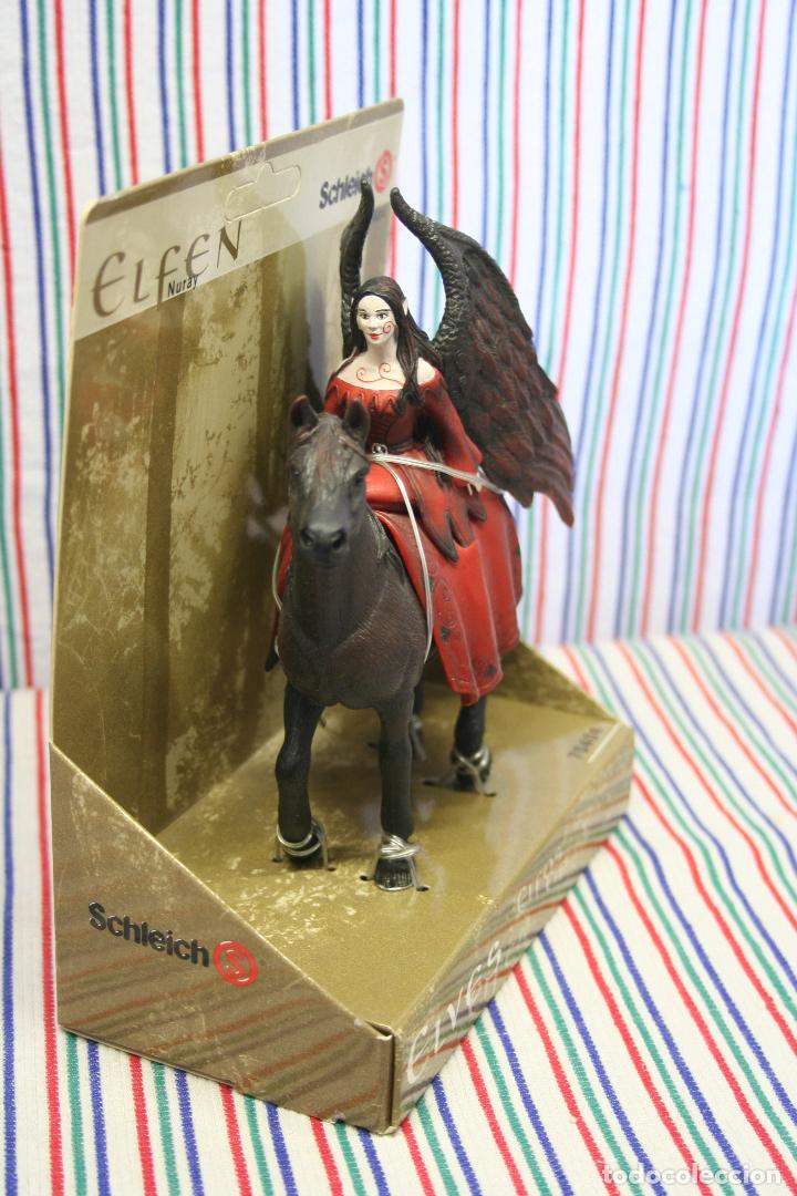 Figuras de goma y PVC: NURAY EN CABALLO - Foto 5