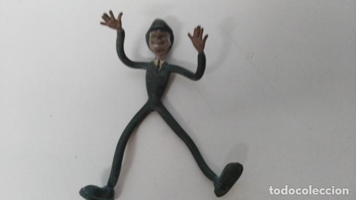 Figuras de goma y PVC: antigua FIGURA DE ARAL