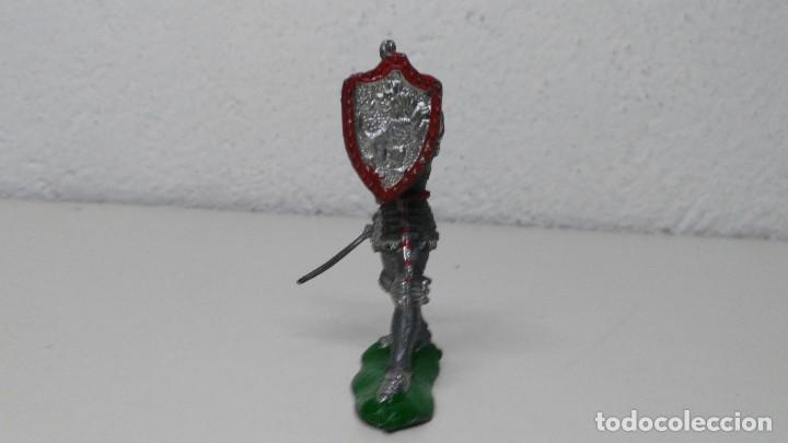 Figuras de goma y PVC: CABALLERO LAFREDO PLASTICO - Foto 3