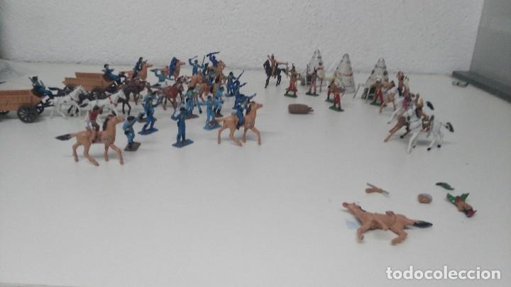Figuras de goma y PVC: LOTE DE MINI OESTE COMANSI - Foto 1