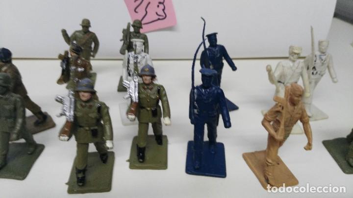 Figuras de goma y PVC: LOTE DE FIGURAS DE DESFILE REAMSA - Foto 3