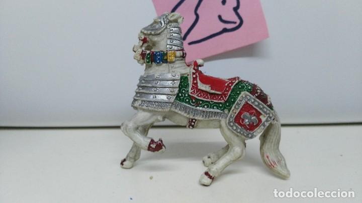 Figuras de goma y PVC: ANTIGUO CABALLO DE LAFREDO - Foto 3