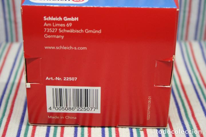 Figuras de goma y PVC: LINTERNA VERDE DE SCHLEICH - Foto 7