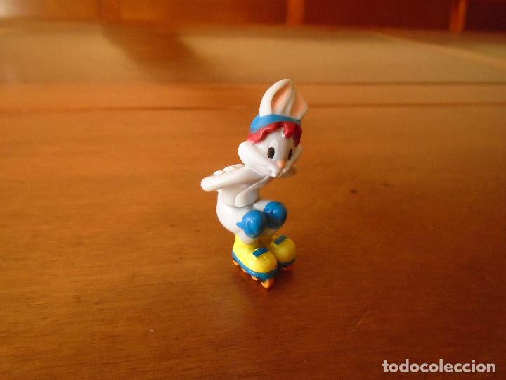 Figuras de goma y PVC: FIGURA KINDER EL CONEJO DE LA SUERTE - Foto 1