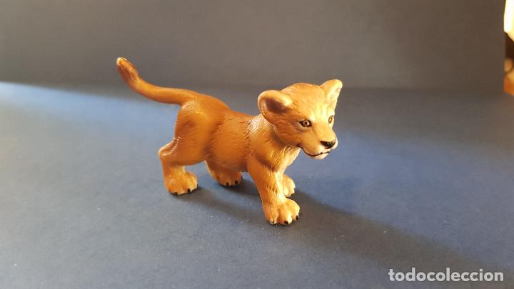 Figuras de goma y PVC: CRIA DE LEON SLEICH - Foto 1
