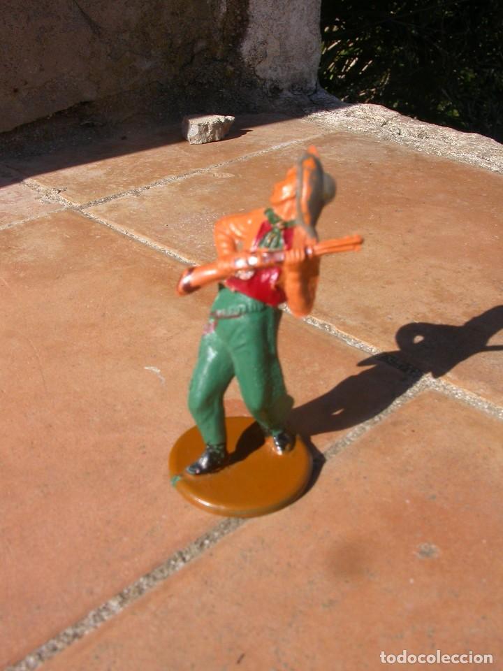 Figuras de goma y PVC: FIGURA GAMA - Foto 1