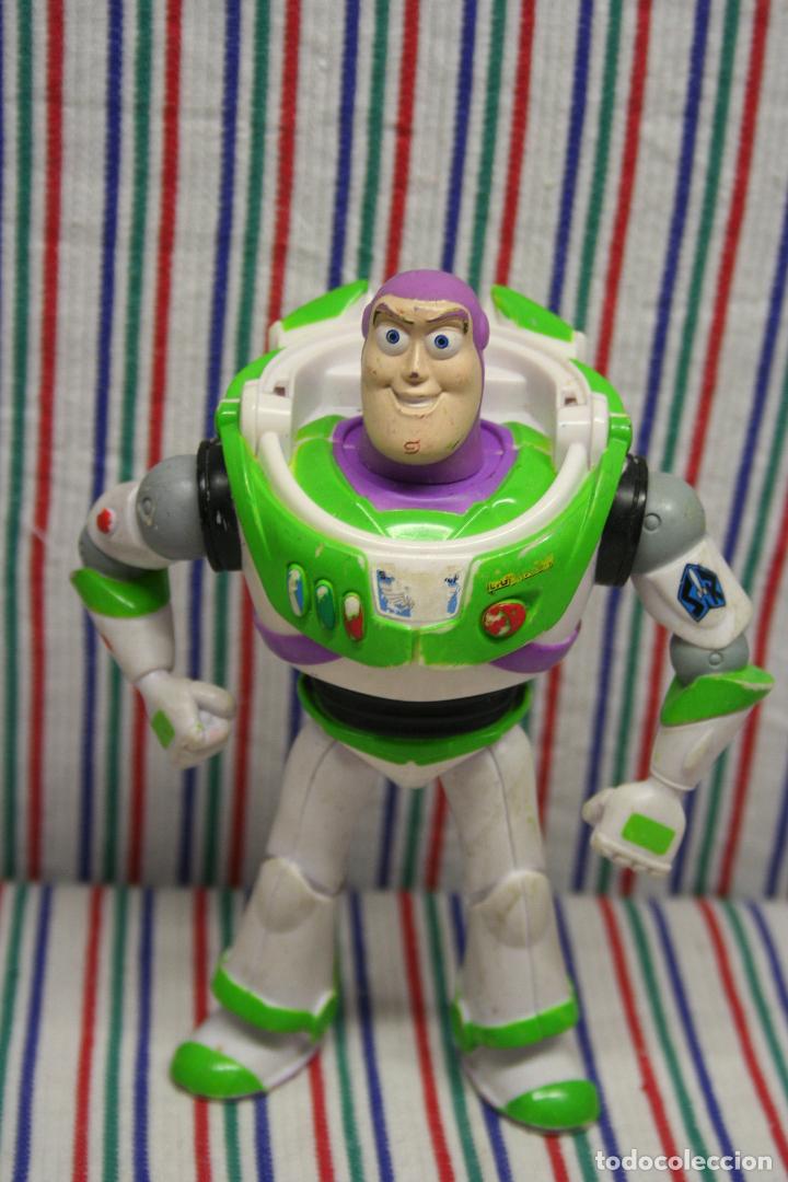 Figuras de goma y PVC: BUZZ LIGHTYEAR DE TOY STORY - Foto 2