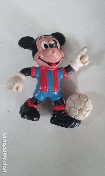 Figuras de goma y PVC: mickey mouse vestido del bar&ccedil;a - Foto 1