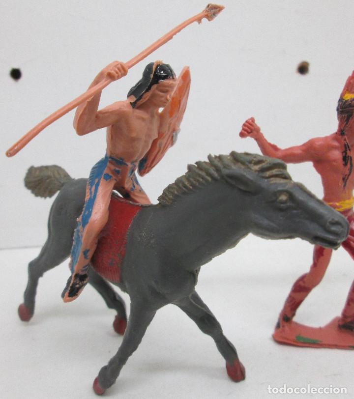 Figuras de goma y PVC: Lote 2 indios y caballo, Comansi, Jecsan ?? - Foto 3