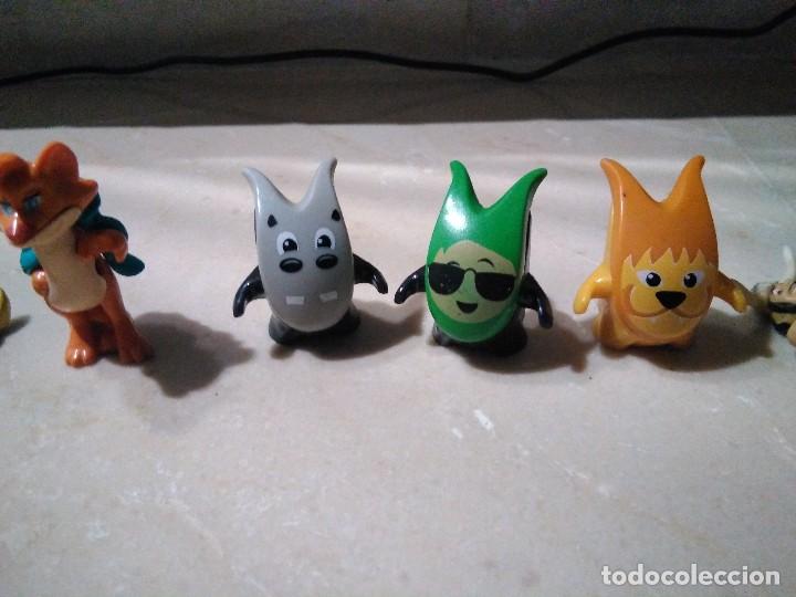 Figuras de goma y PVC: Lote mu&ntilde;ecos tipo kinder - Foto 3