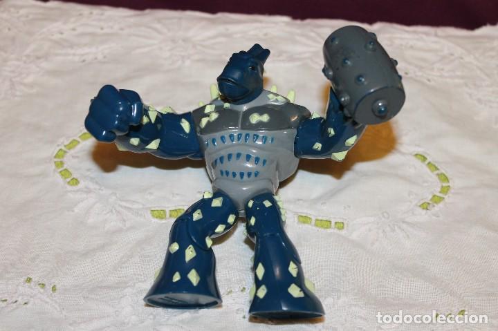Figuras de goma y PVC: MU&Ntilde;ECO MONSTRUO-MUEVE EL BRAZO - Foto 5