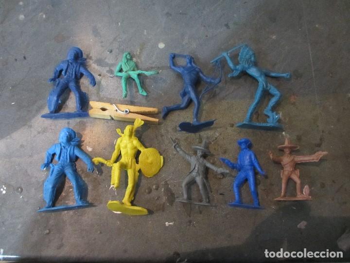 Figuras de goma y PVC: lote indios vaqueros piperos  jecsan reamsa pech - Foto 1