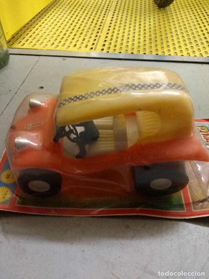 Figuras de goma y PVC: ANTIGUO BUGGY...................... - Foto 1
