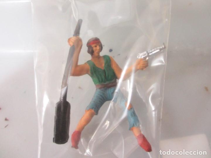 Figuras de goma y PVC: PIRATA PIPERO  PLASTICO - Foto 1