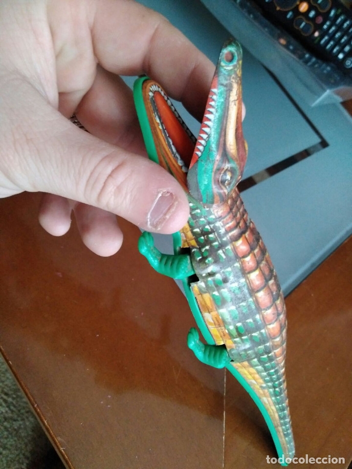 Figuras de goma y PVC: figura de cocodrilo - Foto 3