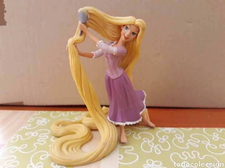 Figuras de goma y PVC: Figura Rapunzel bullyland - Foto 1