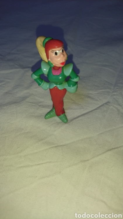 Figuras de goma Kinder: FIGURA PVC MUJER - Foto 1