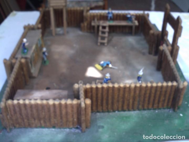Figuras de goma y PVC: ataque al fuerte - Foto 7