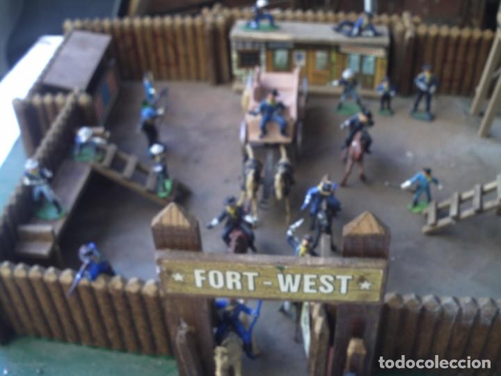 Figuras de goma y PVC: ataque al fuerte - Foto 16