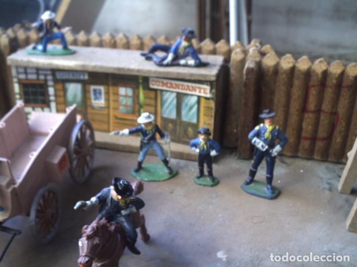Figuras de goma y PVC: ataque al fuerte - Foto 18