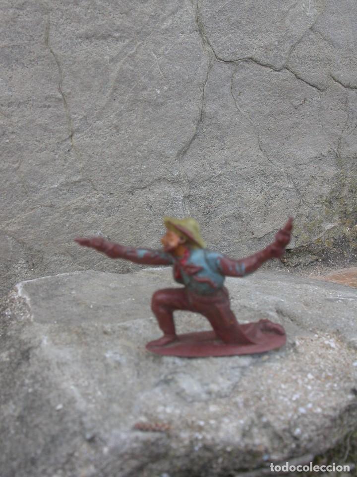 Figuras de goma y PVC: FIGURA PECH - Foto 1