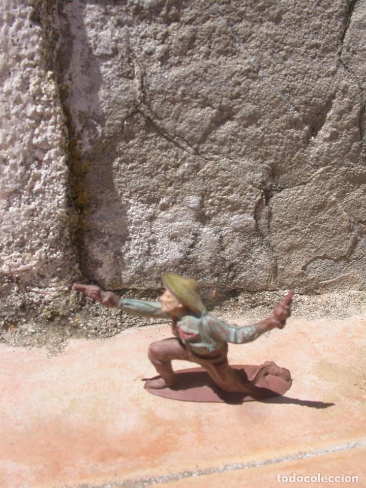 Figuras de goma y PVC: FIGURA PECH - Foto 1
