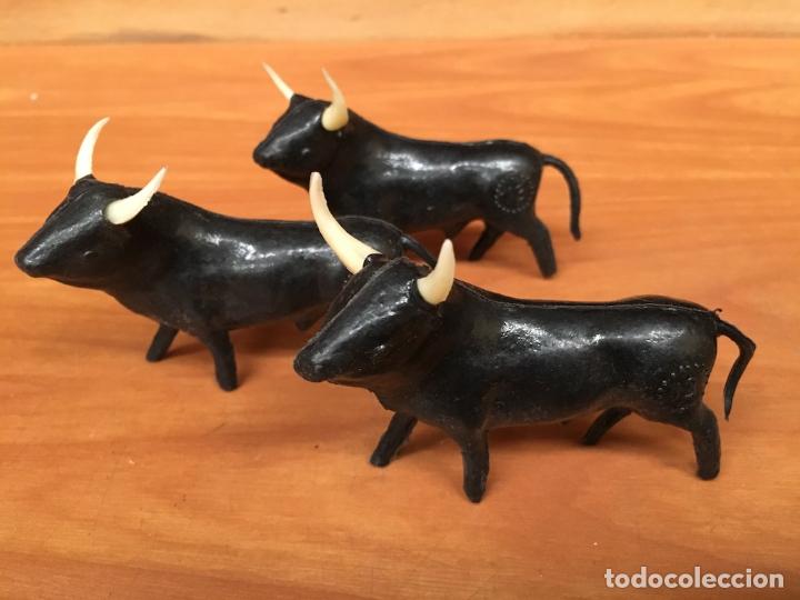 antiguo gran toro de carton piedra - juguete de - Compra venta en  todocoleccion