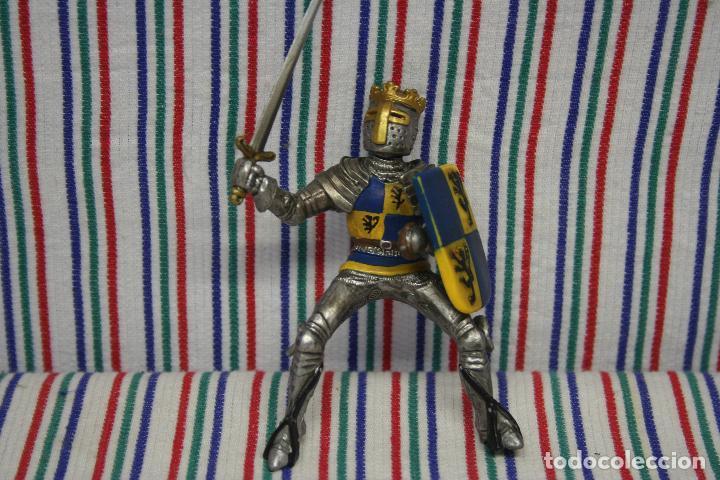 Figuras de goma y PVC: SCHLEICH, CABALLERO MEDIEVAL - Foto 1