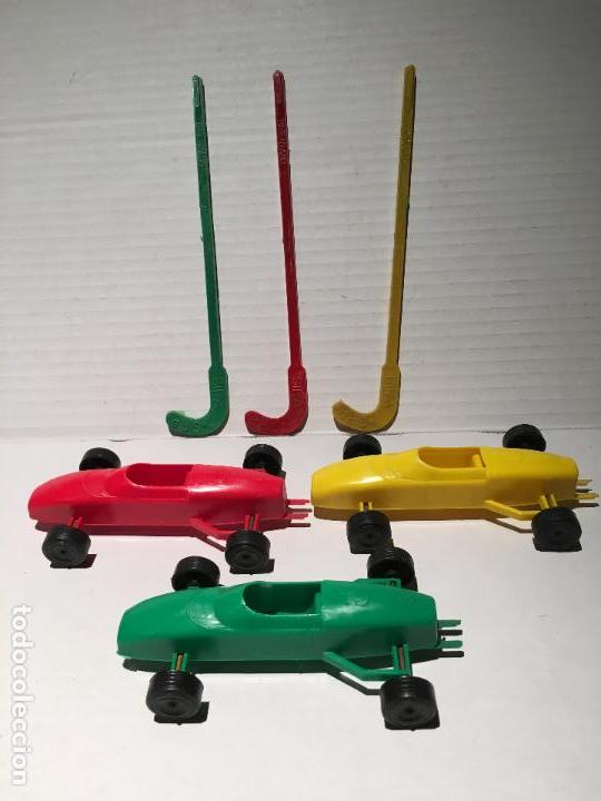 Rubber and PVC Figures: ANTIGUO JUGUETE COCHE PLASTICO PVC A&Ntilde;OS 70