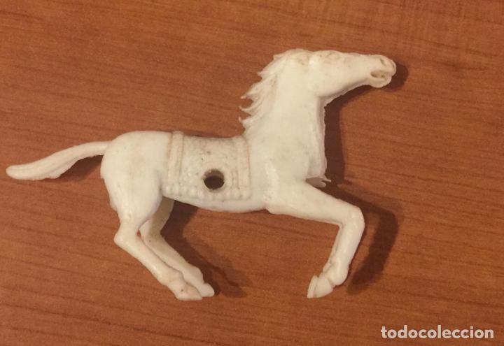 Figuras de goma y PVC: MU&Ntilde;ECO DE PLASTICO, CABALLO. TIPO COMANSI. 4 CM. - Foto 1