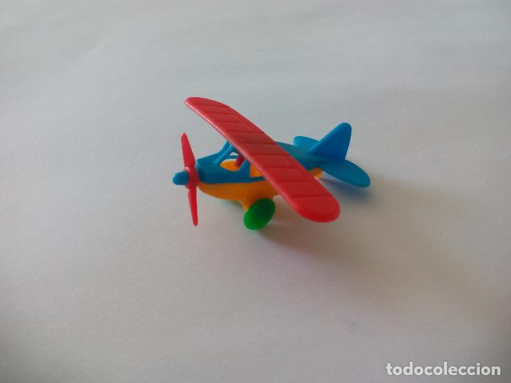 Figure di Gomma e PVC: AVI&Oacute;N . FIGURA DE HUEVOS KINDER SORPRESA. MU&Ntilde;ECO MINIATURA FERRERO.