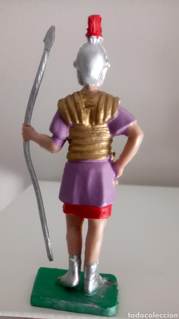 Figuras de goma y PVC: SOLDADO ROMANO DE OLIVER. - Foto 2