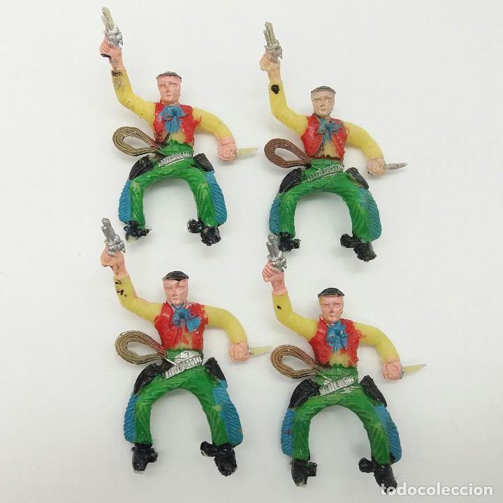 Figuras de goma y PVC: Lote de Vaqueros SOTORRES - Foto 1