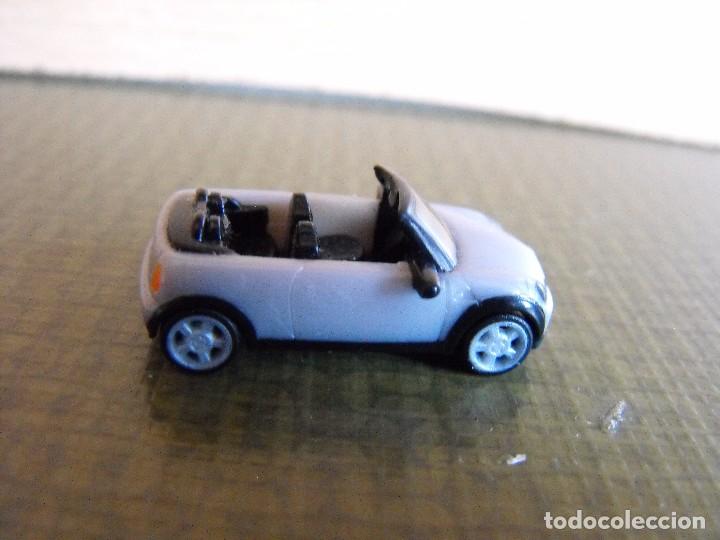 Figuras de goma Kinder: BMW. KINDER. - Foto 1