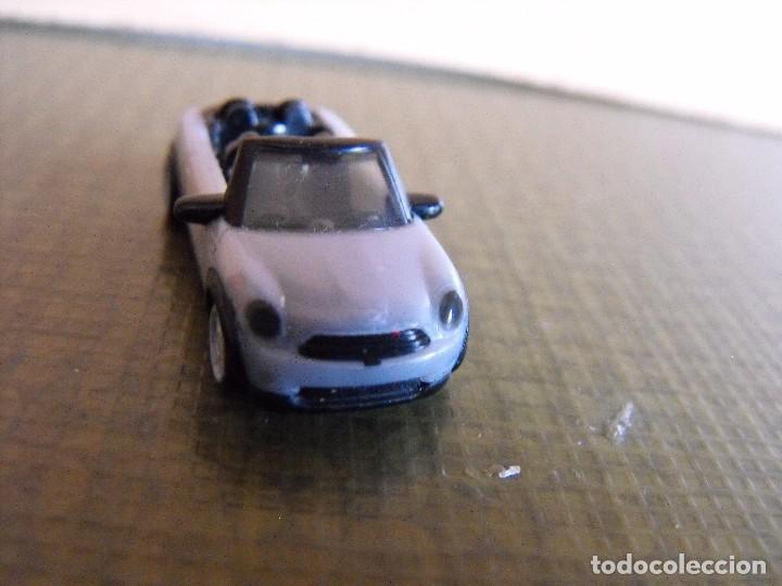 Figuras de goma Kinder: BMW. KINDER. - Foto 2