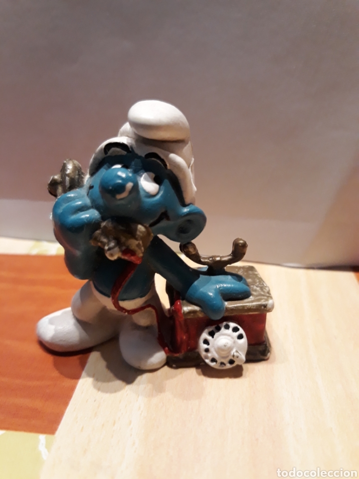 Figuras de Goma y PVC: Pitufo con tel&eacute;fono - schleich 1980