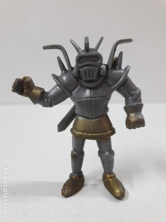 Figuras de goma y PVC: GUERRERO CON ESPADA - Foto 1