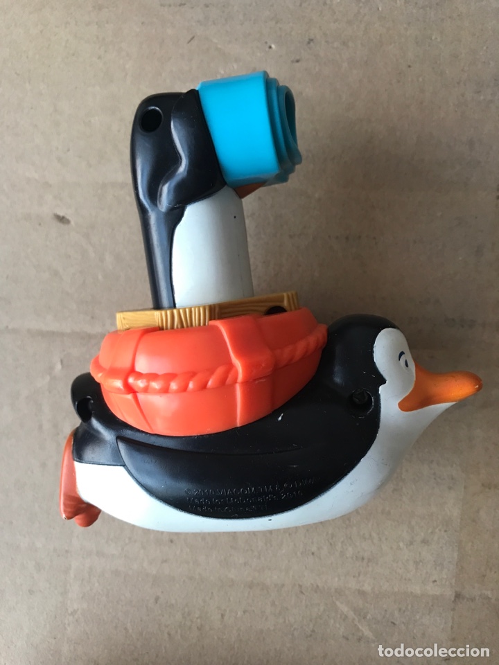 Figuras de goma y PVC: Ping&uuml;ino de Madagascar - Foto 1