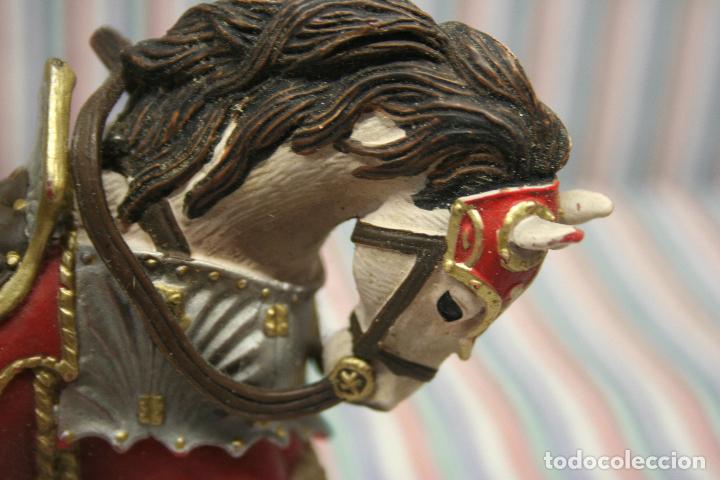 Figuras de goma y PVC: FIGURA DE CABALLO MEDIEVAL DE SCHLEICH - Foto 6