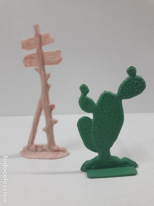 Figuras de goma y PVC: CARTEL Y CACTUS . PARA DECORADO - Foto 2
