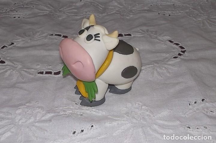 Figuras de goma y PVC: MU&Ntilde;ECO VACA GOMA-PVC - Foto 1